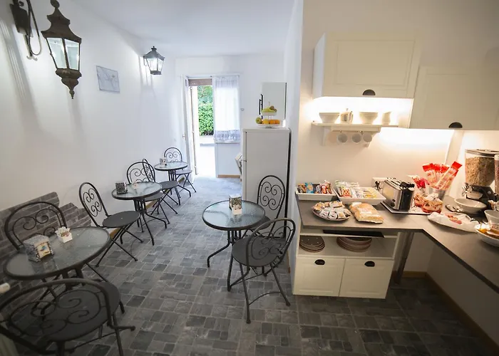 Oda ve Kahvaltı La Piazzetta Delle Regine Roma