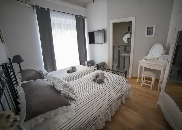 La Piazzetta Delle Regine 3*